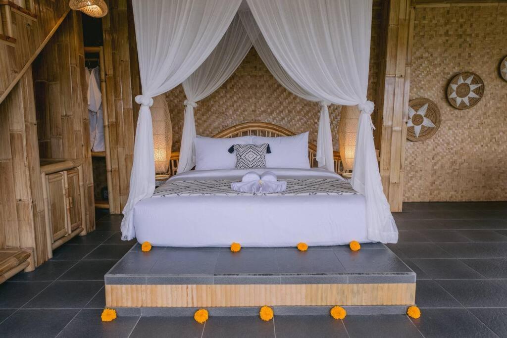 Makerti Bali~Bamboo House Villa Selat Dış mekan fotoğraf