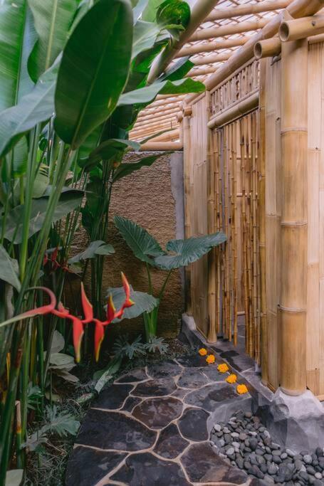 Makerti Bali~Bamboo House Villa Selat Dış mekan fotoğraf