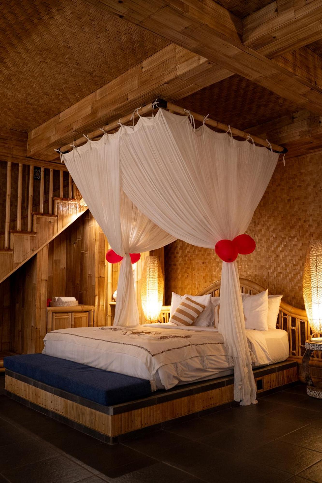 Makerti Bali~Bamboo House Villa Selat Dış mekan fotoğraf