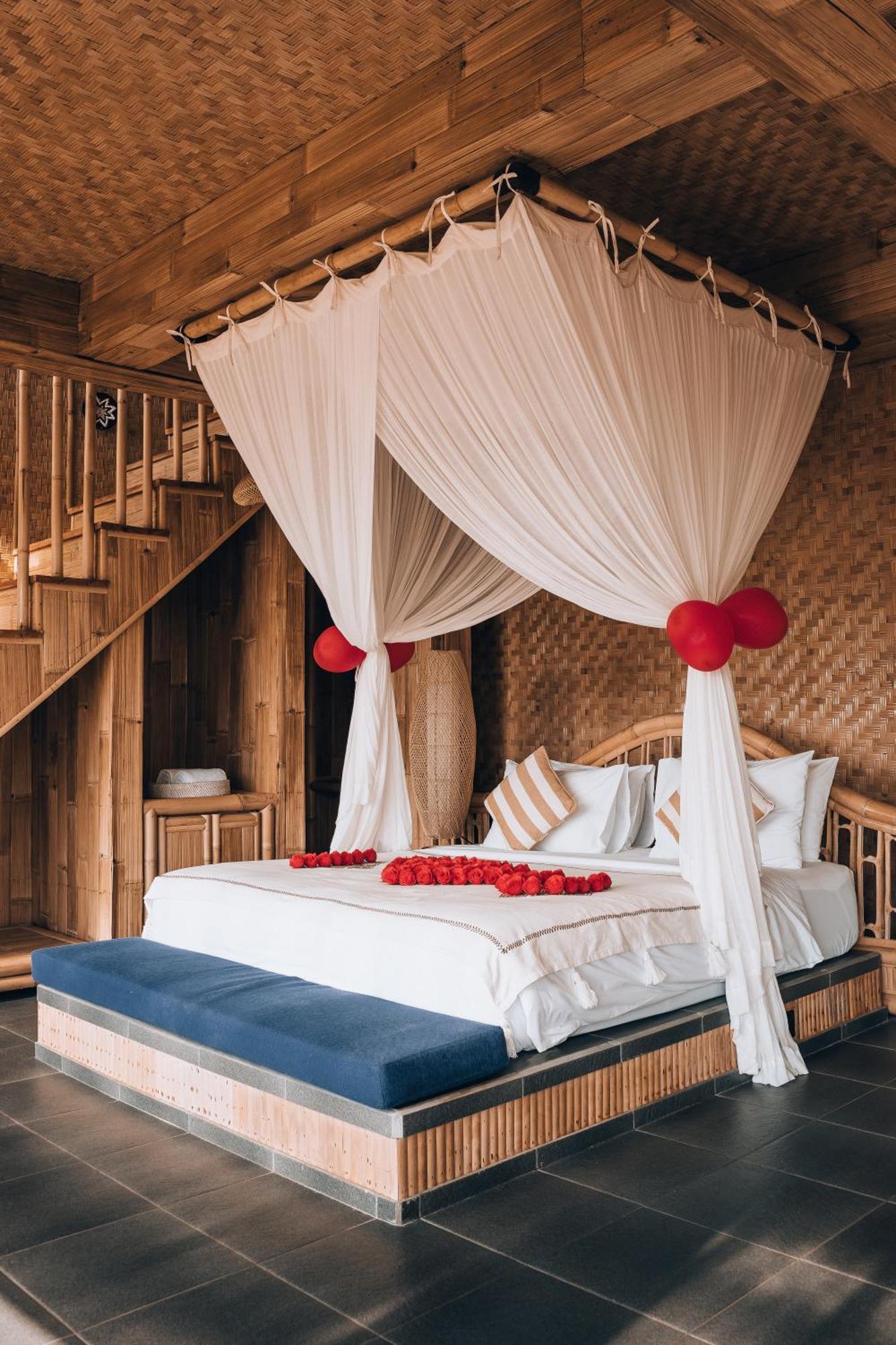 Makerti Bali~Bamboo House Villa Selat Dış mekan fotoğraf